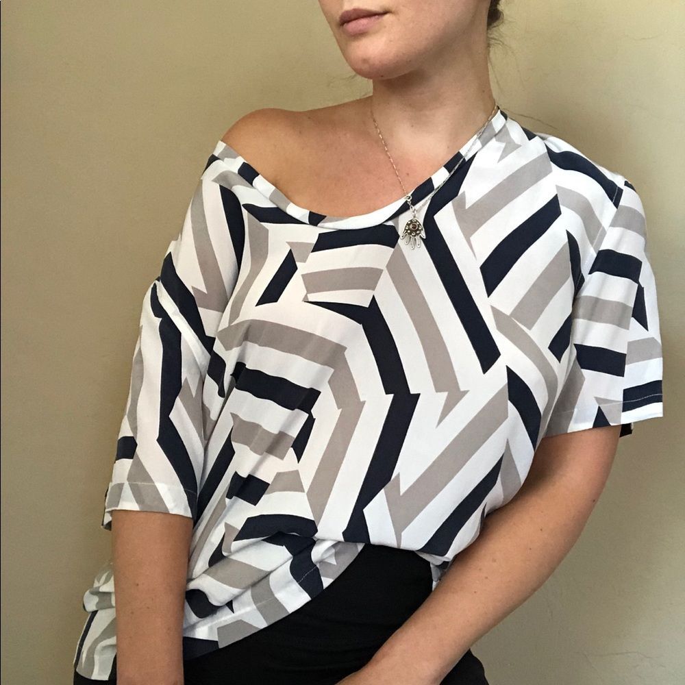 Equipment Silk Top M Abstract Quiet Luxury Minimalist Scandi Boho Chic Art Pop